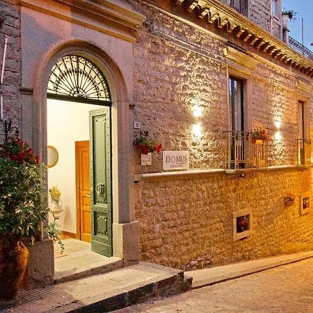 Bed and Breakfast Domus Aurea Montalbano Elicona Exterior foto
